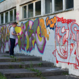 »Ist das Kunst oder kann das weg? – Graffiti, Urban Sports oder wie die Turnhalle in Niederpoyritz bunt wurde…«